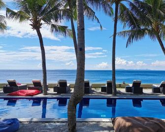 La Chevrerie Resort & Spa - Mabini - Piscine