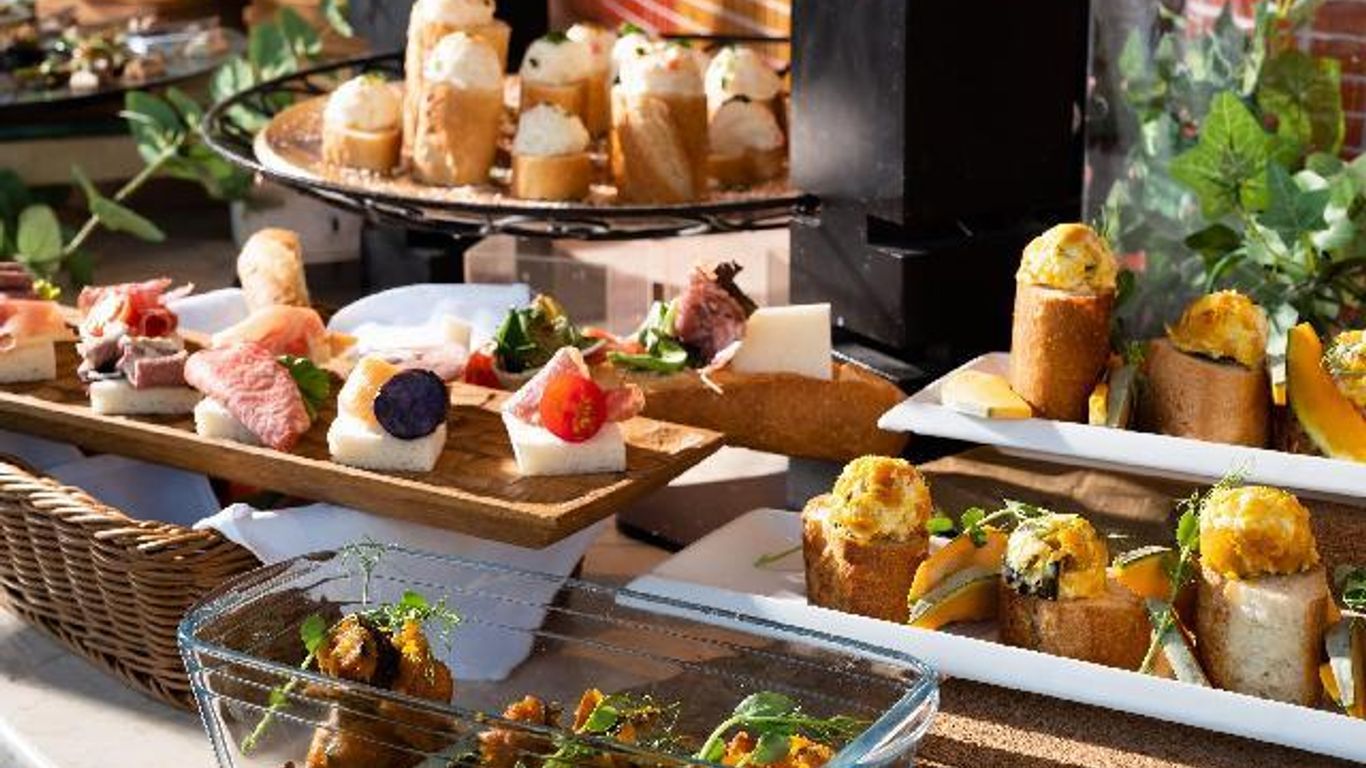 Lake Akan Tsuruga Wings