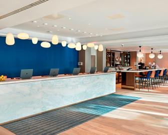 Hyatt Place London Heathrow Airport - West Drayton - Bar