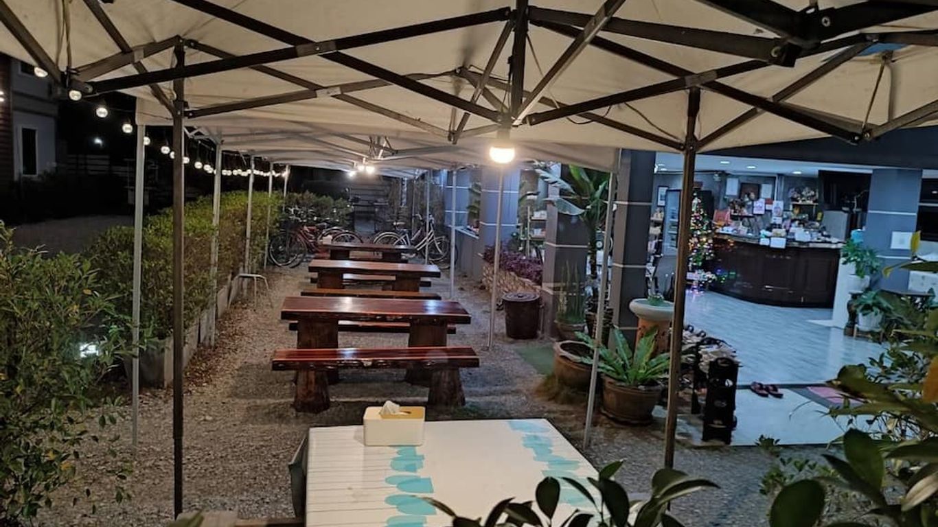 บ้านแก่ง รีสอร์ท