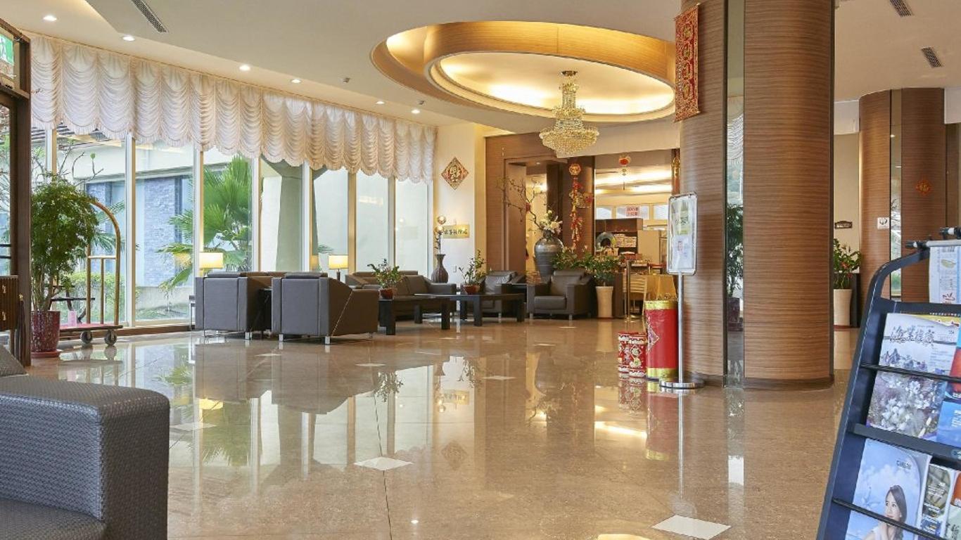 Jinshan Sakura Bay Hot Spring Hotel