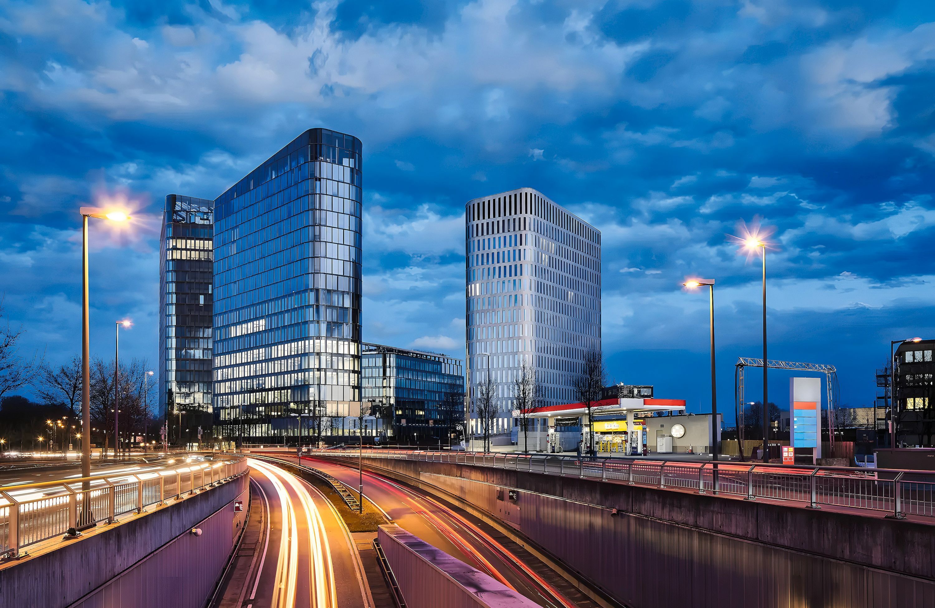 Leonardo Royal Hotel Munich Bavaria Towers - מינכן - בניין