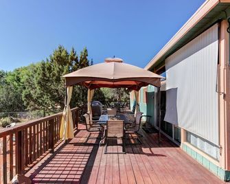 Sedona Cabin, Perfect Views, Near Art & Dining - Sedona - Balcony