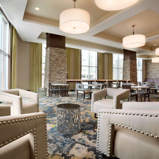 Restaurant view of Embassy Suites by Hilton Denver Downtown Convention Center