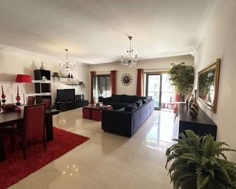 Ameijeira Lagos Apartment by Trip2Portugal - Lagos - Living room