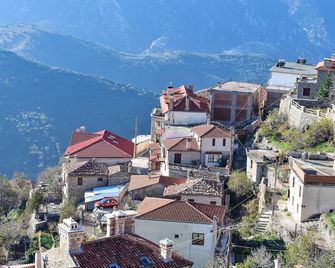 Dio Studios - Arachova - Outdoor view