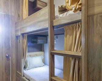 New Abza Dormitory - Mumbai - Bedroom