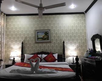 Golden Lotus Namkhan River View - Luang Prabang - Bedroom