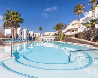Apartamentos Livvo Morromar - Puerto del Carmen - Piscina