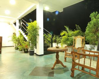 Hotel Bay Watch Unawatuna - Galle - Lobby