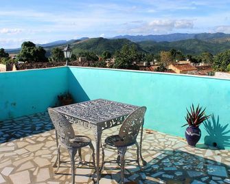 Hostal El Imperio Trinidad - Trinidad - Balkón