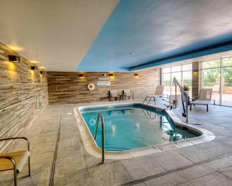 Fairfield Inn & Suites By Marriott Princeton - Princeton - Басейн