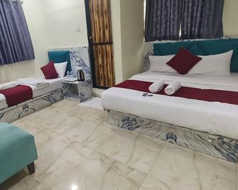 Hotel Glow Star - מומבאי