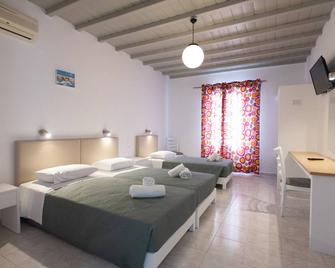 Marina Blue Ornos - Mykonos - Camera da letto