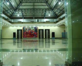 Ramkripa Inn - Sītāpur Mūāfi - Lobby