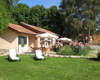 Valle degli Arci - Castel Madama - Patio