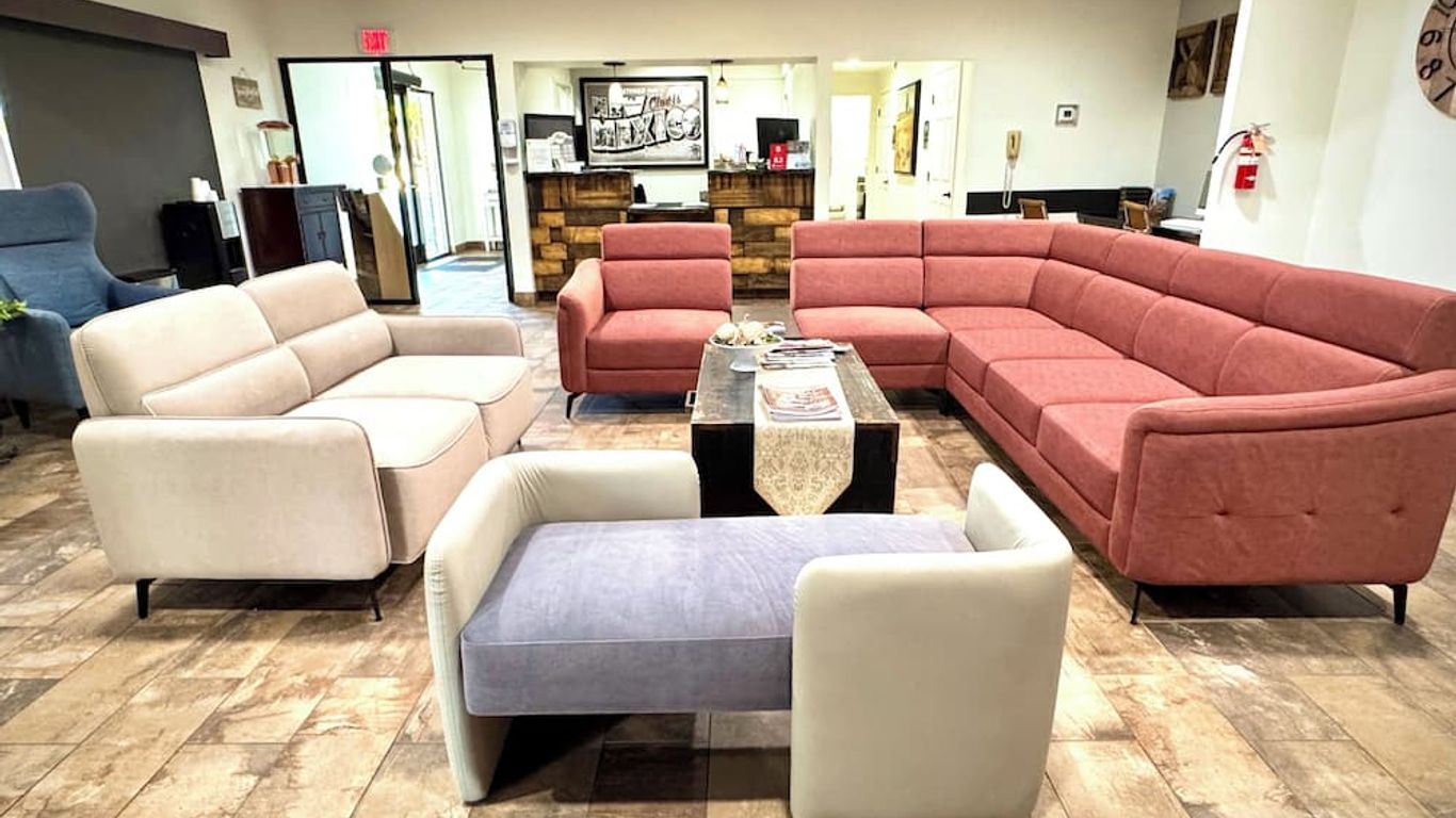 Super 8 by Wyndham Clovis