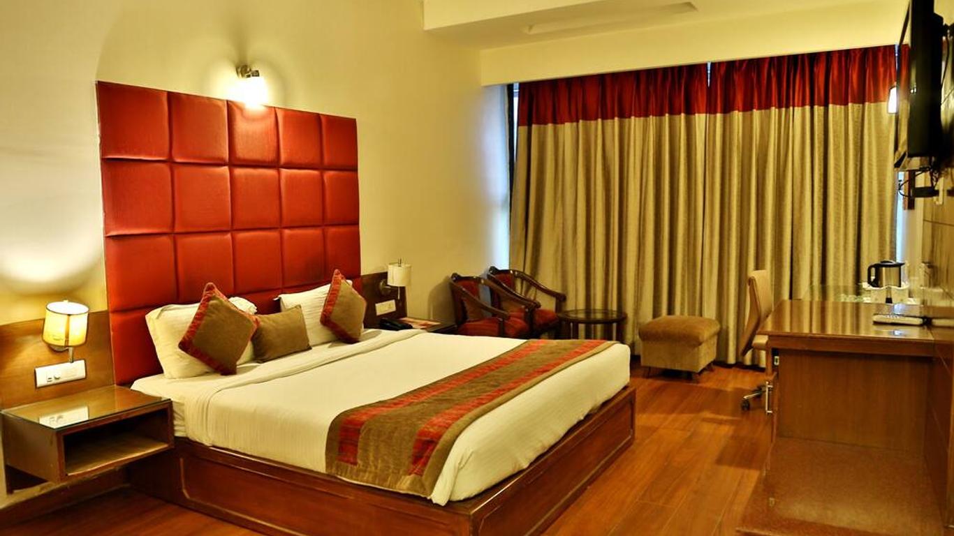 Hotel Shagun Chandigarh Zirakpur