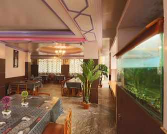 Hotel Assembly - Shillong - Restaurante