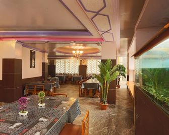 Hotel Assembly - Shillong - Restaurante
