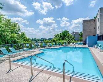 Located At The Center Of It All! Broadway, 1st Tn Park, Nissan Stadium & More - Nashville - Pool