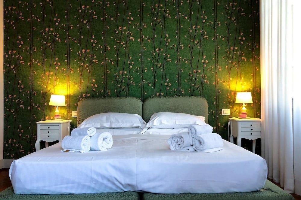 فيّا أجنيسي بد آند بريكفاست - لوكا - غرفة نوم