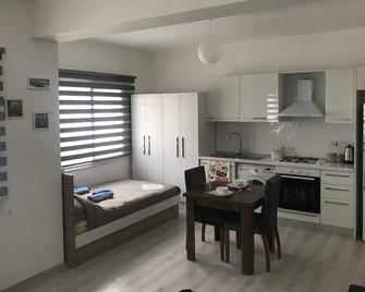 New Studio In The Middle Of Famagusta, North Cyprus - Famagusta - Kitchen