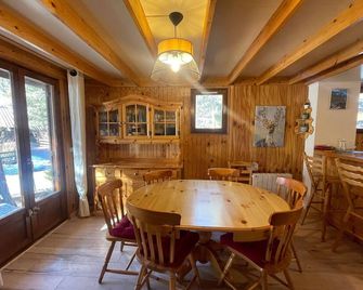 Spacious chalet in Barcelonnette for 8 guests - Barcelonnette - Salle à manger