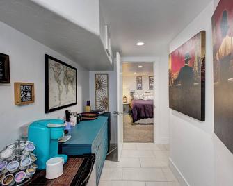Charming Downtown Basement Bungalow with WiFi and AC in lovely La Grande - La Grande