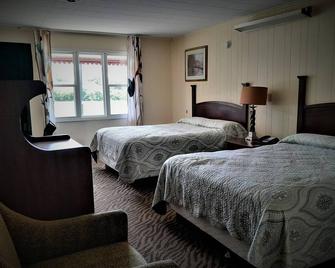 Peloke's Motel - Catskill - Bedroom