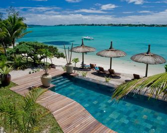 أوشن فيلاز - غراند باي - حوض السباحة