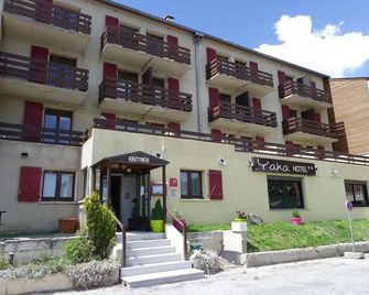 Hôtel Yaka - Les Angles - Gebouw