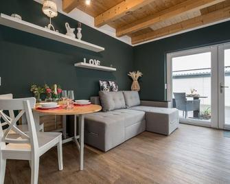 Ferienwohnung Zwischen den Seen - Rechlin - Wohnzimmer