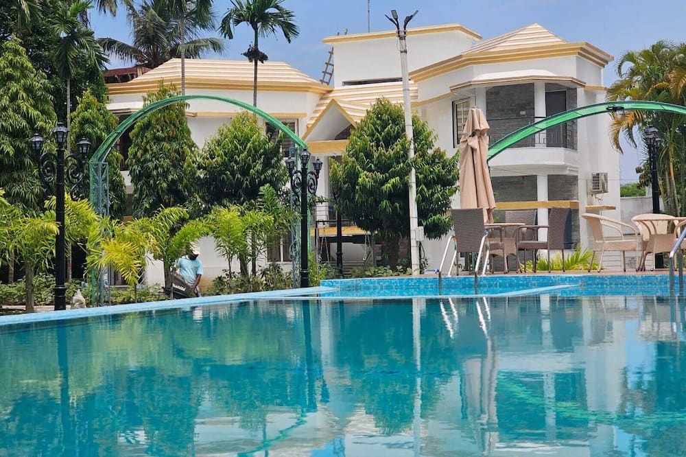 Jowar Hotel & Resort - Mandarmani - Басейн