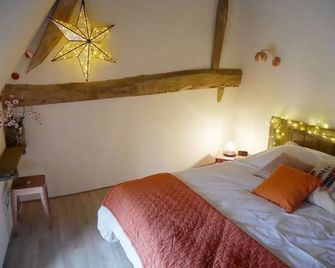 La Renardiere - Étrun - Habitación