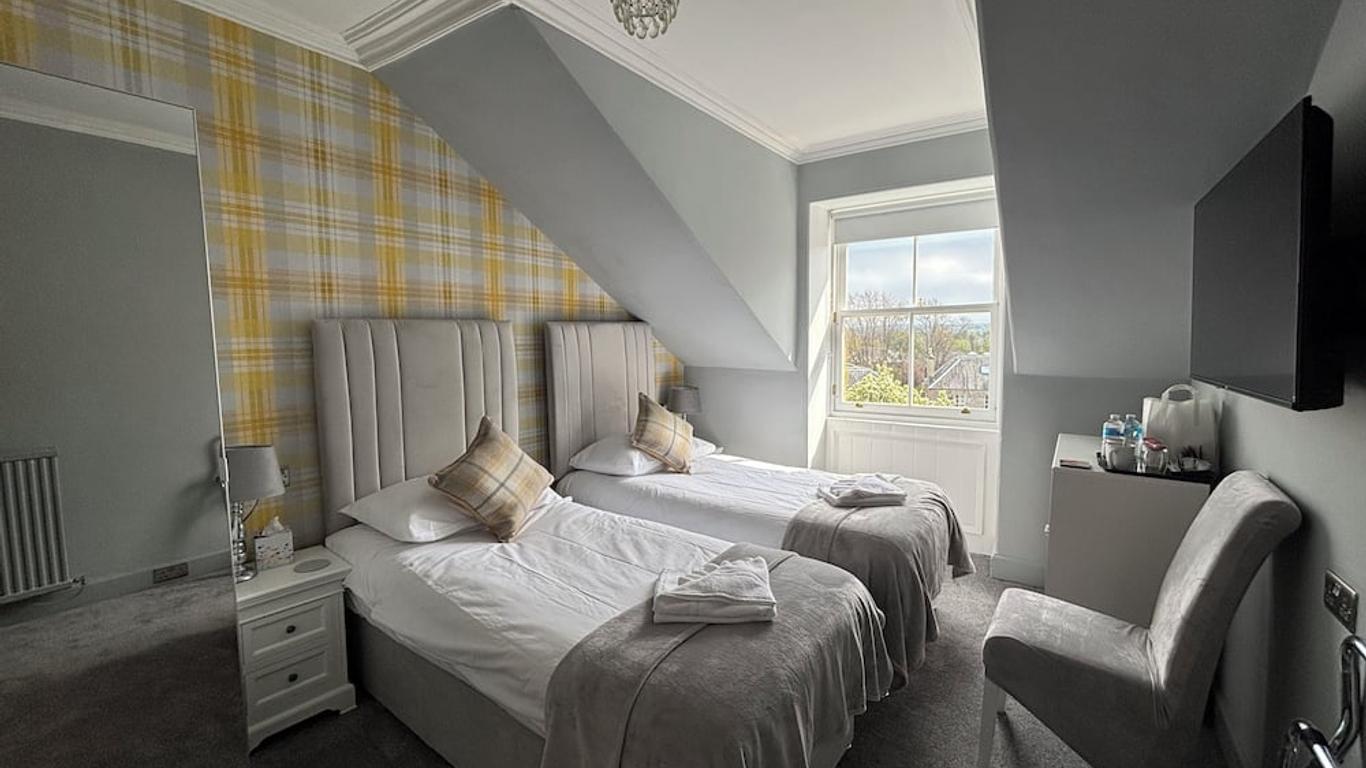 Clarin Guest House