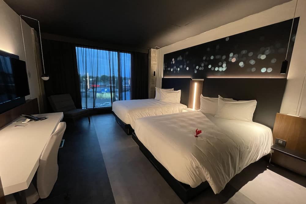 Grand Times Hotel Laval - Centropolis - Laval - Habitación