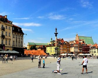 Pokoje Goscinne Dom Literatury - ורשה - בניין
