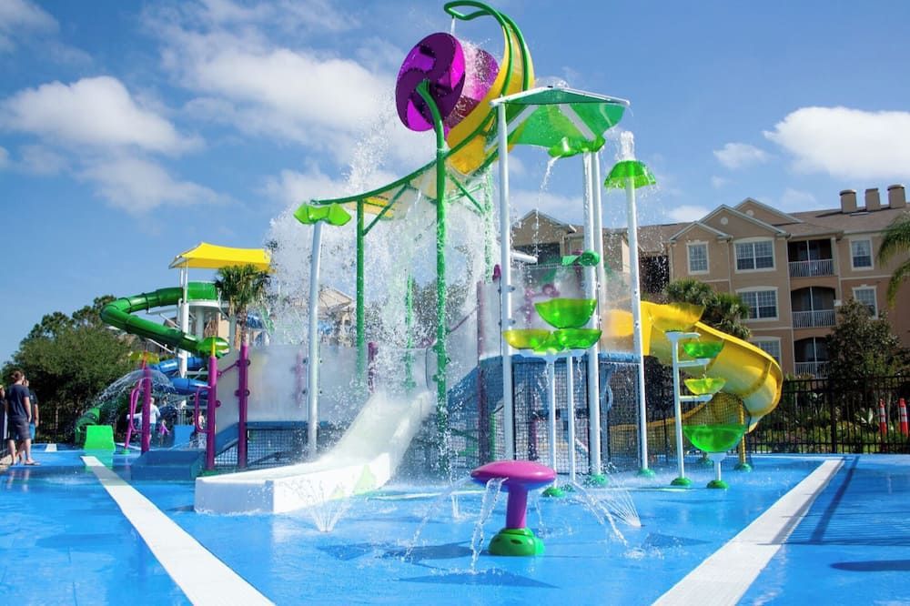 New Luxury Disney Townhome at Windsor Hills Resort, 3bed 3bath, Private Pool Parking Wifi Included - Kissimmee
