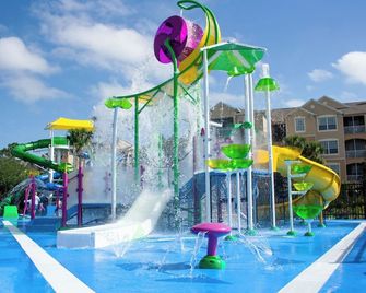 New Luxury Disney Townhome at Windsor Hills Resort, 3bed 3bath, Private Pool Parking Wifi Included - Kissimmee