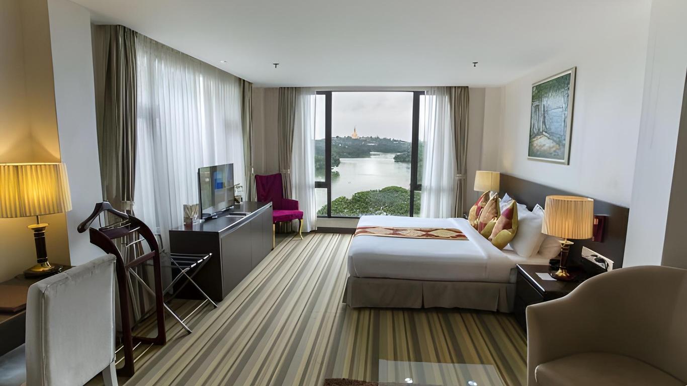 Esperado Lake View Hotel