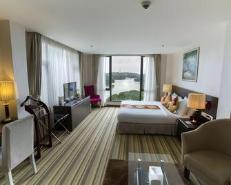 Esperado Lake View Hotel - יאנגון - חדר שינה