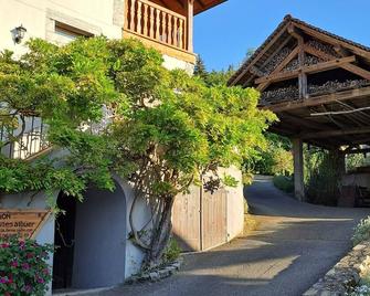 Le Relais - La Ferme Rédon - Lugrin - Vista del exterior
