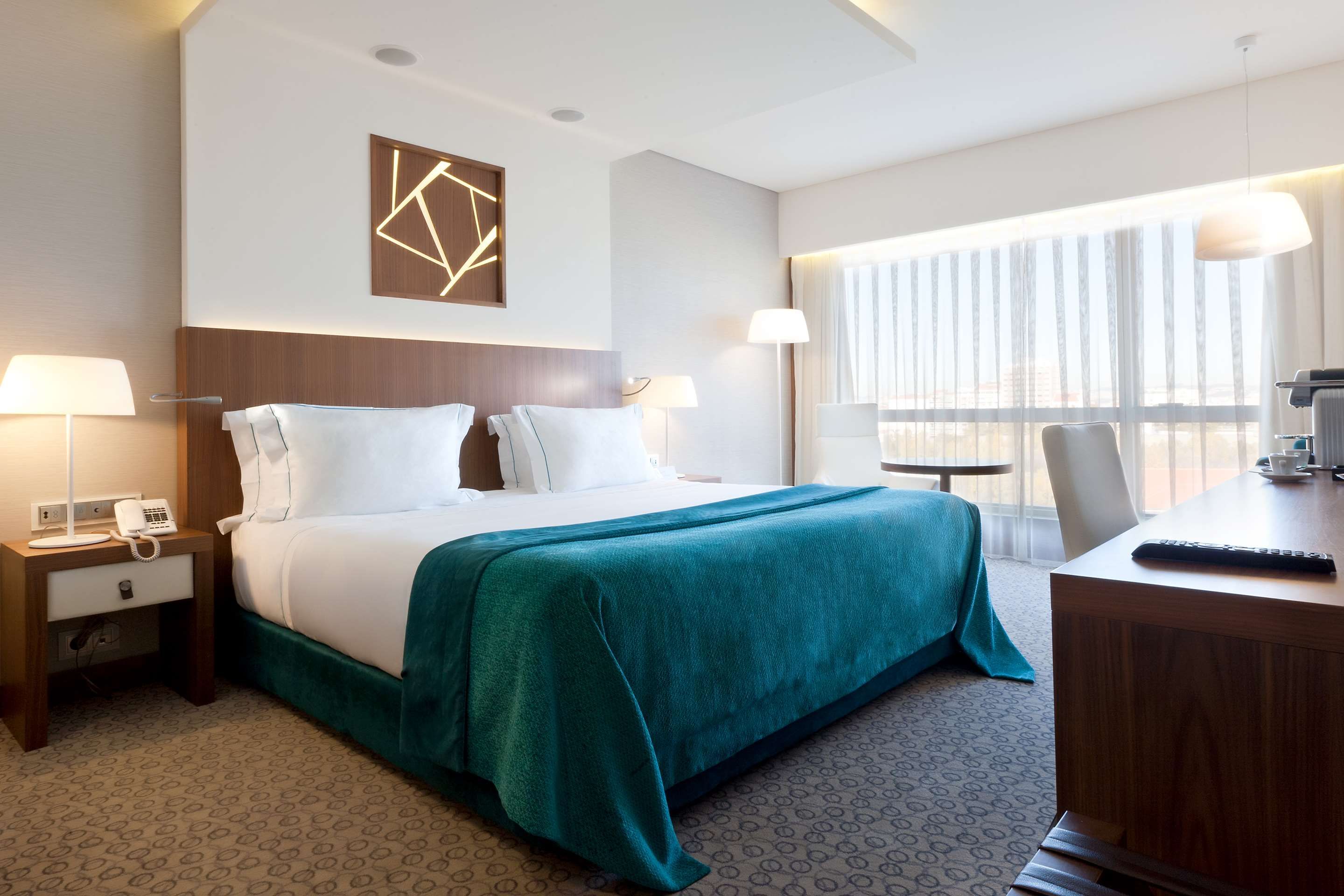 Epic Sana Lisboa Hotel - Lisbon - Bedroom