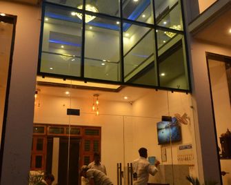 Hotel Avg Palace - Bhiwadi - Lobby