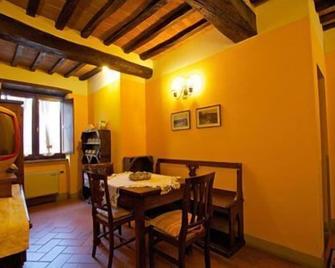 Rugapiana Vacanze - Cortona - Eetruimte