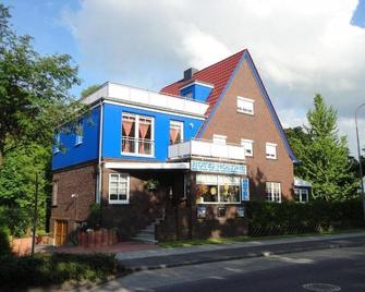 Hotel Garni Nolting - Esens - Building