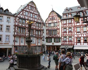 Ferienhaus Fachwerkhaus mit Charme - Bernkastel-Kues - Building