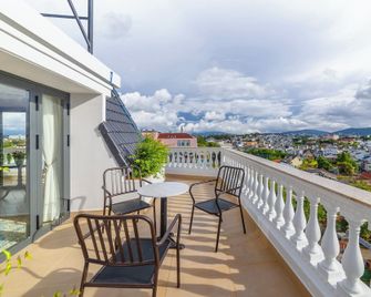 Brics Boutique Dalat - Dalat - Balcony
