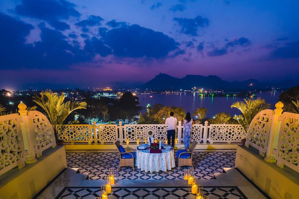 ذا لاليت لاكسمي فيلاز بالاس - أودايبور - شرفة